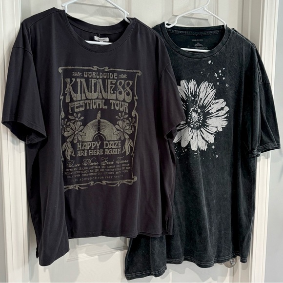 Maurices Women Graphic Crew Neck Short Sleeve Tee Shirts Bundle  XXL 1X Floral - Picture 2 of 14